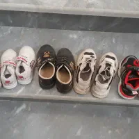 کفش بچگانه|کفش و لباس بچه|قم, قلعه کامکار|دیوار