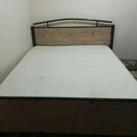 تخت آهنی نو نو