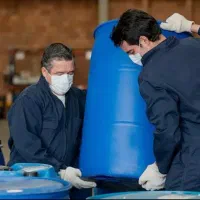 استخدام در گروه شیمیایی دارویی تی جی اس