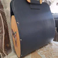 کیف چرم دستی با چوب نقاشی