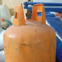 یک عدد کپسول گاز