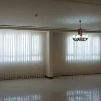 180متر تکواحدی طبقه آخر پرنور و خلوت