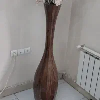 گل وگلدان