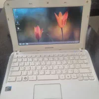 لپ تاپ سامسونگ ۱۱ اینچ فوق العاده سالم
