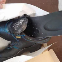 کفش کار خارجی|کیف، کفش، کمربند|ساوه, |دیوار