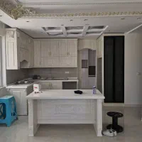 استادکار ونیمه ماهر