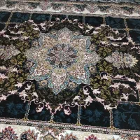 دوعدد قالی ۱۲ متری