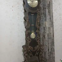 ساعت دیواری قدی ایستاده