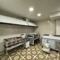 پک کامل لوازم فست فود  کم کارکرد به مدت ۱ سال