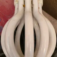 لامپ کم مصرف بزرگ