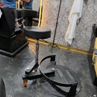 صندلی باربر|آرایشگاه و سالن‌های زیبایی|اراک, |دیوار