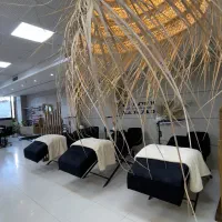 اجاره-لاین-مژه-و-ناخن