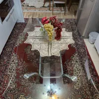 میز شیشه‌ای چهار نفره دو طبقه