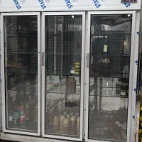یخچال ویترینی ۳ در