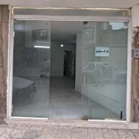 مغازه-حاشیه-خیابان-اصلی