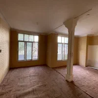 اجاره ویلایی  دربستی موقعیت عالی  بر میدان بسیج