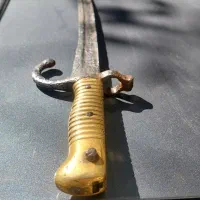 شمشیر عتیقه قدمتش مال جنگ جهانی اوله