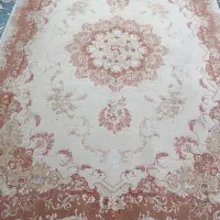 فرش 9متری کرم و 12 متری گردویی|فرش|شیراز, گل سرخ|دیوار