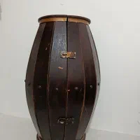 بشکه جا ابمیوه بزرگ کهنه