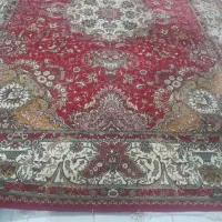 فرش ۱۲متری جفت است ۲عدد سالم