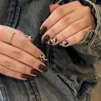 کاشت ناخن و آموزش ۳۰۰