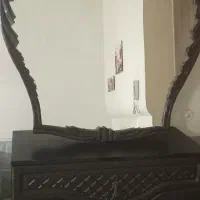 آینه با جنس چوب