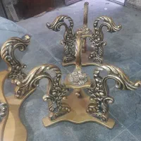 میزعسلی باشیشه فروشی