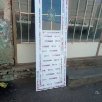 فروش  درب پی‌وی‌سی آینه‌دار  سایز 70*2   سرویس و