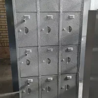 فایل فلزی  ومیز مدیریت