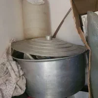 گاز سه شعله و قابلمه بزرگ