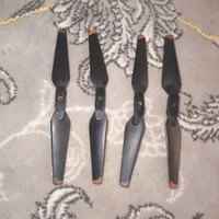 ملخ کوادکپتر