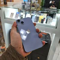 فروش آیفون ۱۴ نرمال ۱۲۸ در حد صفر باتری ۱۰۰