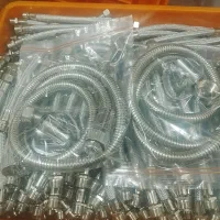 همکار خانم مونتاژ شلنگ در هفته ۲ روز کار