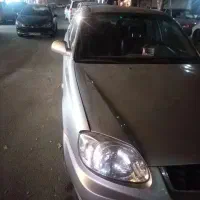 هیوندا ورنا مدل83 بیمه یک سال