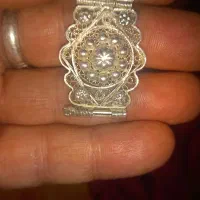 دستبند نقره خیلی قدیمی و تعدادی انگشتر نقره