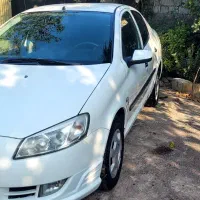 رانا مدل ۹۳|خودرو سواری و وانت|لاهیجان, لیالستان|دیوار