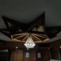 لوستر و گچبری چوبی|لوستر و چراغ آویز|مشهد, ده دی|دیوار