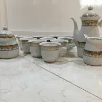 سرویس چایخوری ۱۰عدد فنجان،قوری.قندان.شیرخوری