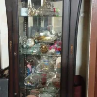 بوفه قهوهای رنگ