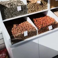 ویترین و قفسه آجیل و خشکبار ( فروشگاهی)