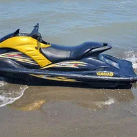 جت اسکی ۱۳۰۰