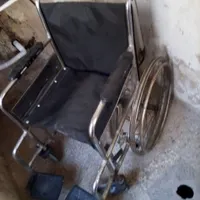 . سالم. ویلچر. کالسکه