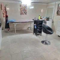 لوازم آرایشگاه|آرایشگاه و سالنهای زیبایی|یزد, |دیوار