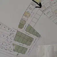 پلاک 142 متری روبه‌روی فاز سه بهاران