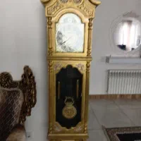 ساعت ایستاده