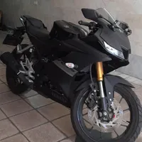 یاماها R15