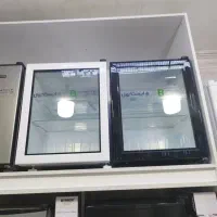 یخچال کوچک درب شیشه‌ای 3 فوت ایستکول شوکیس