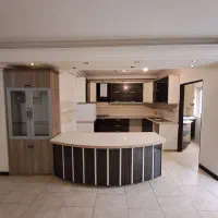 آپارتمان-200-متری-تک-واحدی-خیابان-142-گلسار