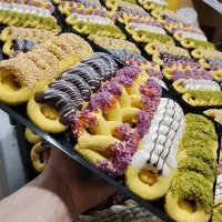ب چند نفر فروشنده خانوم نیازمندیم
