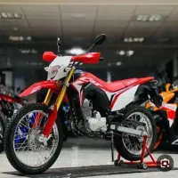 فروش تریل ۲۰۰و ۲۵۰ پرواز فلات توسن ۲۵۰|موتورسیکلت|اصفهان, مصلی|دیوار